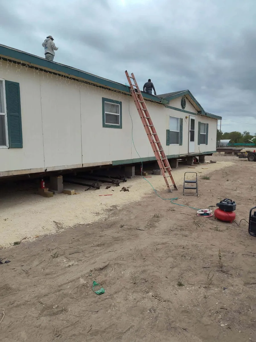 Maverick Mobile Home Services Team Working | Eagle Pass, Texas
